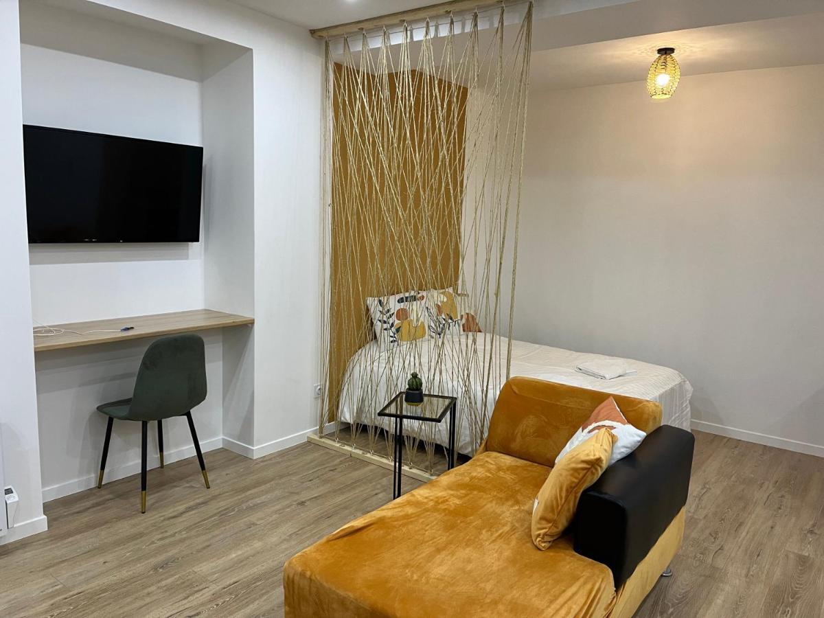 Appartement Luxe Jaune Сент Етиен Екстериор снимка