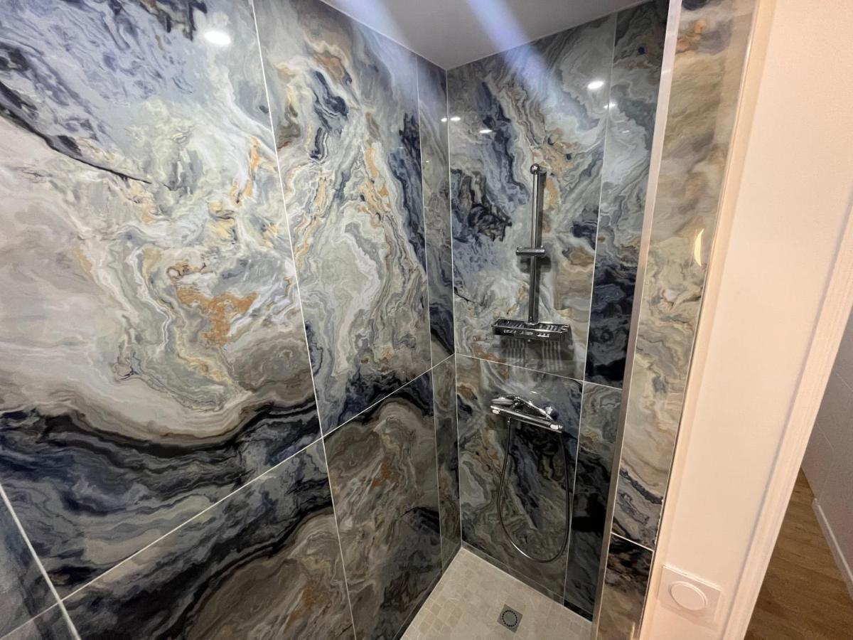 Appartement Luxe Jaune Сент Етиен Екстериор снимка